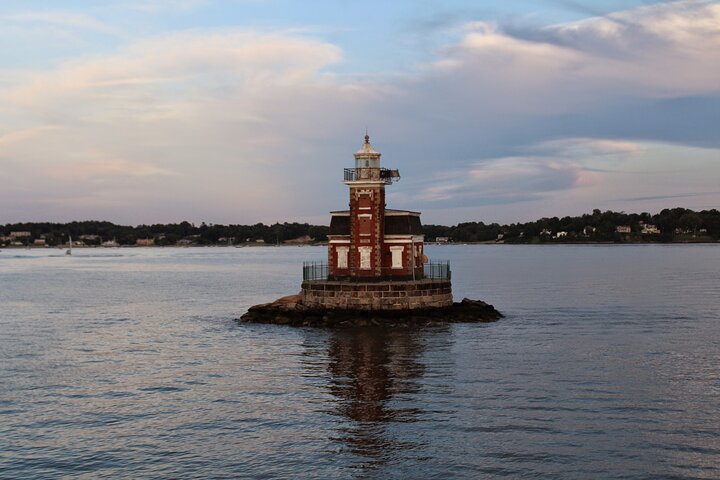 Western Long Island Sound Lighthouse, Cider, Fall Foliage Cruise - WFM Queens - thumb 3