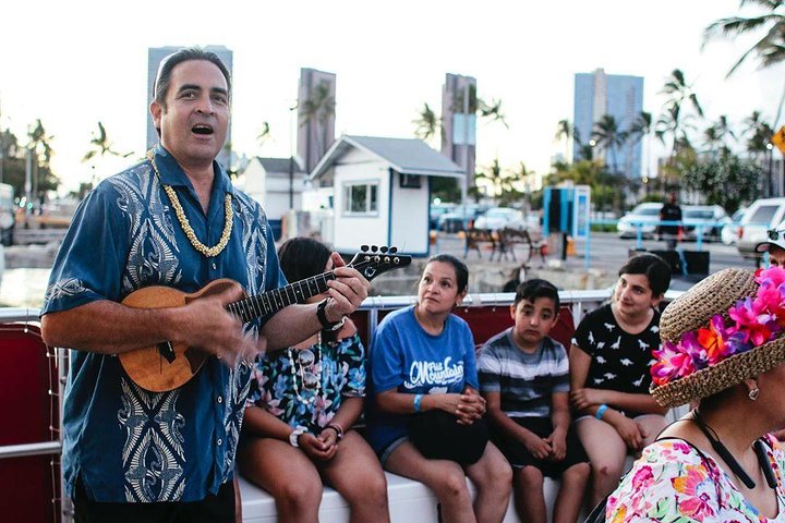 Waikiki Beach Glass Bottom Boat Cruise - thumb 0