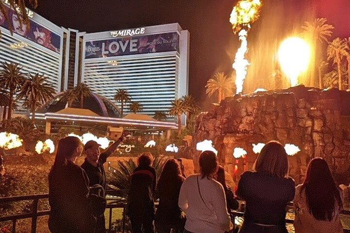 Best Boulevard Of Las Vegas: A Night Walking Tour Of The Strip - thumb 5
