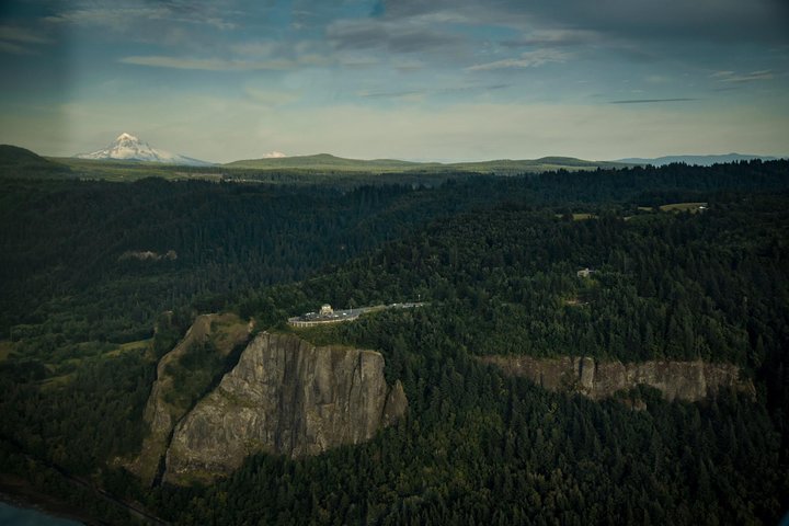 20-minute Private Gorge Air Tour For 3 - thumb 0
