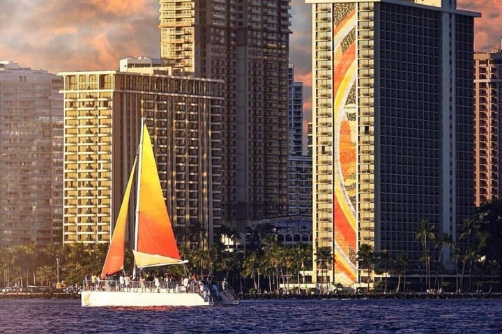 Waikiki Sunset Cocktail Sail With Open Bar - thumb 0